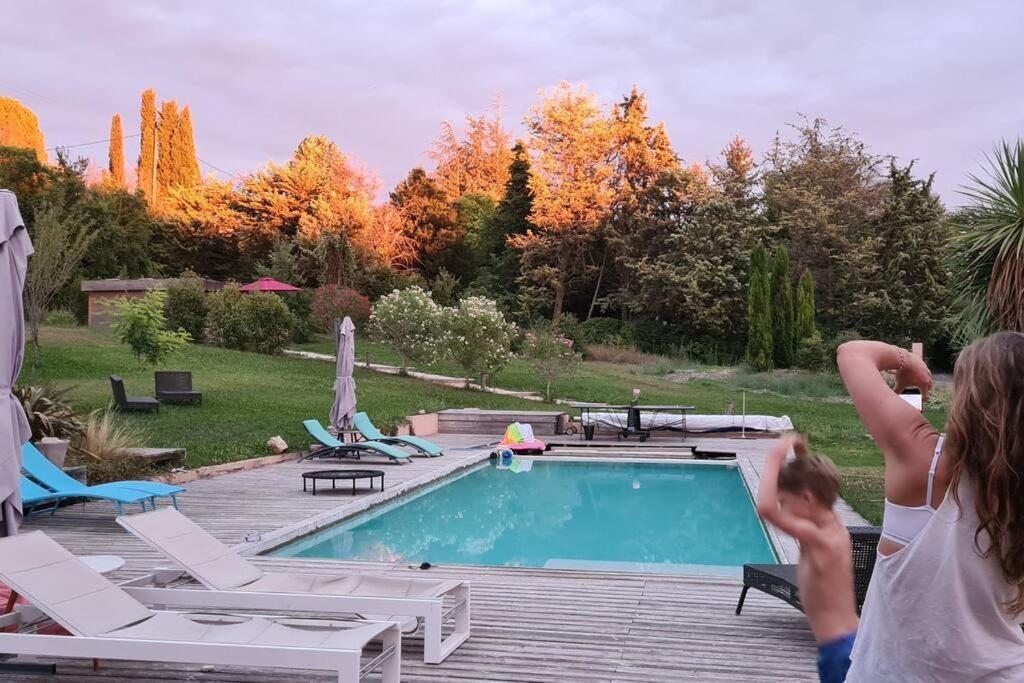Chalet Bois Cosy Avec Piscine Aix Nature Aix-en-Provence Exterior foto